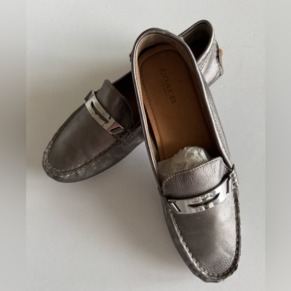 Coach Metallic Silver Women's Drivers/Loafers size 7B